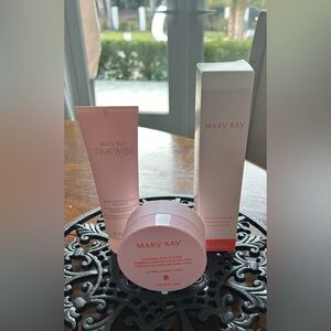 Mary Kay Trio •Micellar Water, Moisture Renewing Gel Mask, Hydrogel Eye Patches